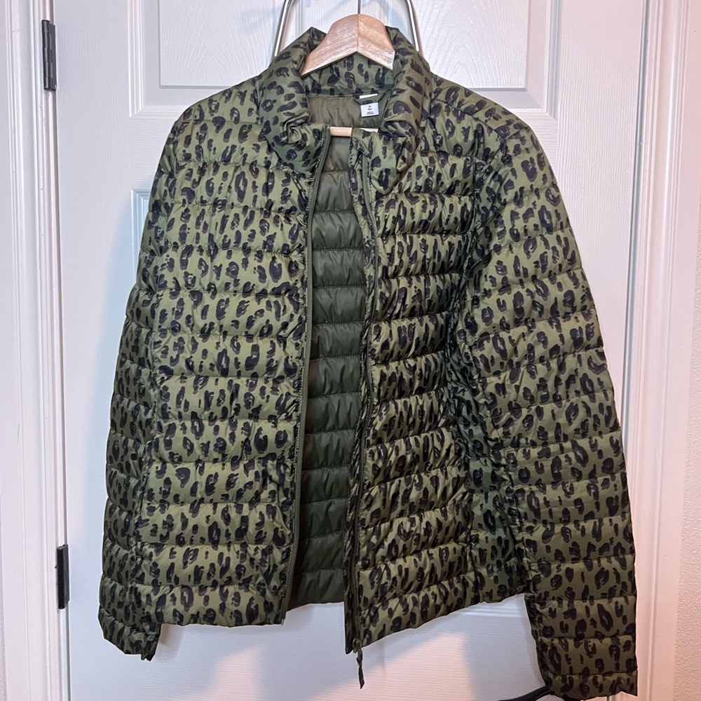 Green Leopard Print Puffer - Women's Medium Tall